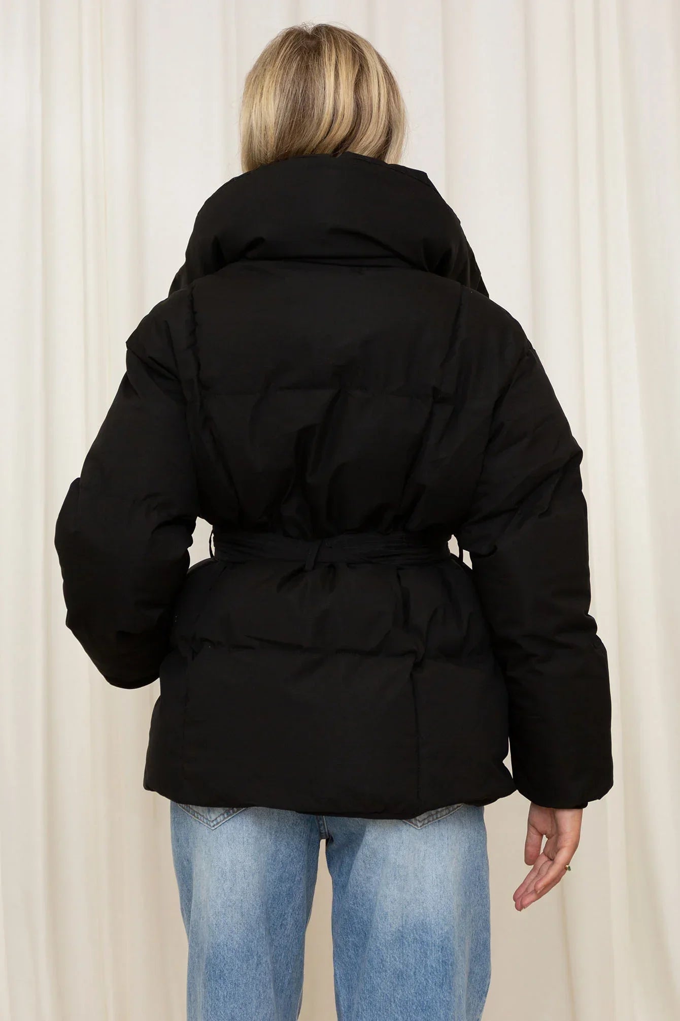Women's Puffer Jacket - Quilted - Oversized Fit - With Waist Belt - High Collar 7